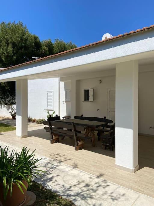 Villa A Marina Di Ostuni Exteriör bild